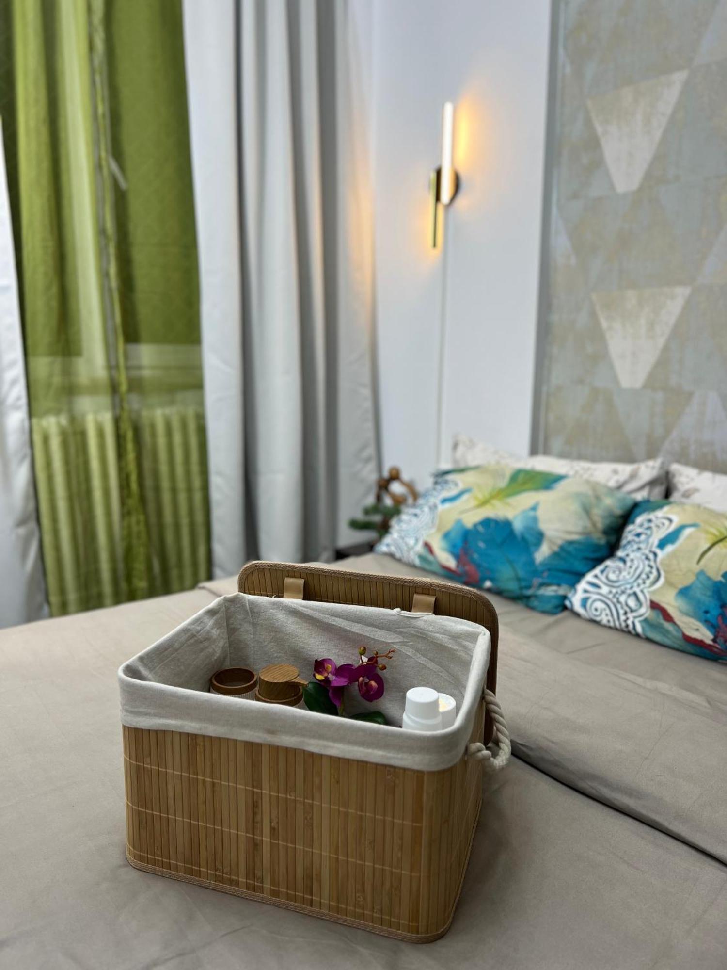 Kiwi Apart-Hotel 1Br Wi-Fi Free - Close To Old Town - Cozy Location - Shorter Or Longer Stay - R&M Boutique Bucharest Exterior photo